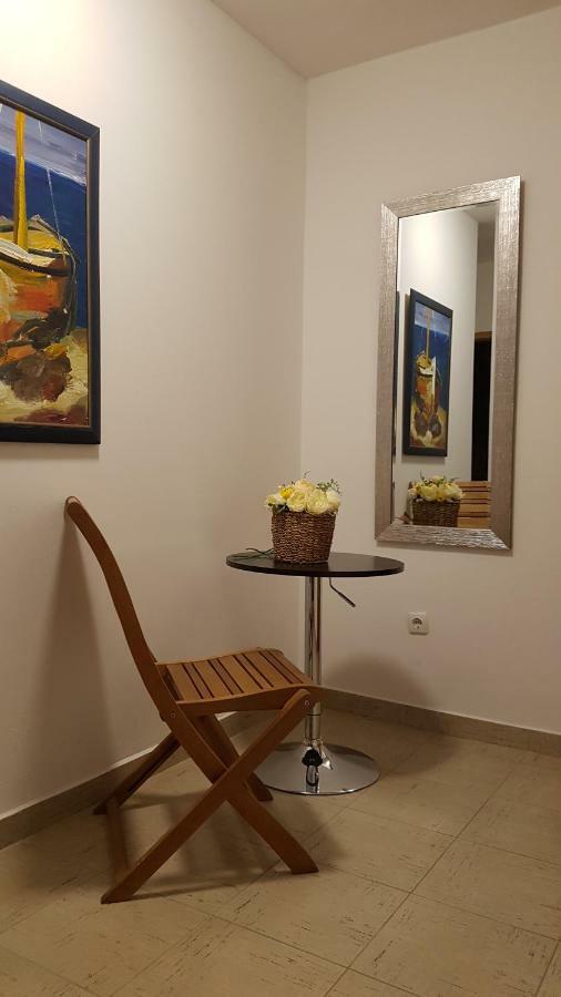 Apartment Lavanda Garden ラブ エクステリア 写真