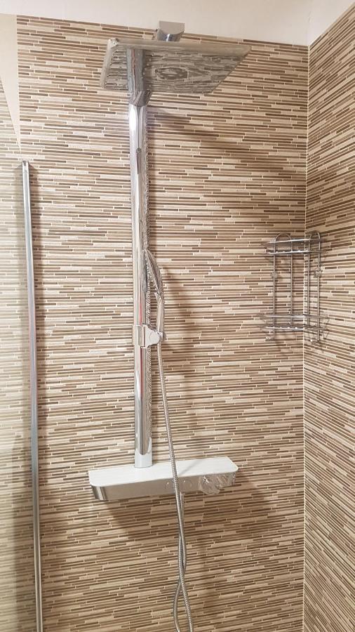 Apartment Lavanda Garden ラブ エクステリア 写真